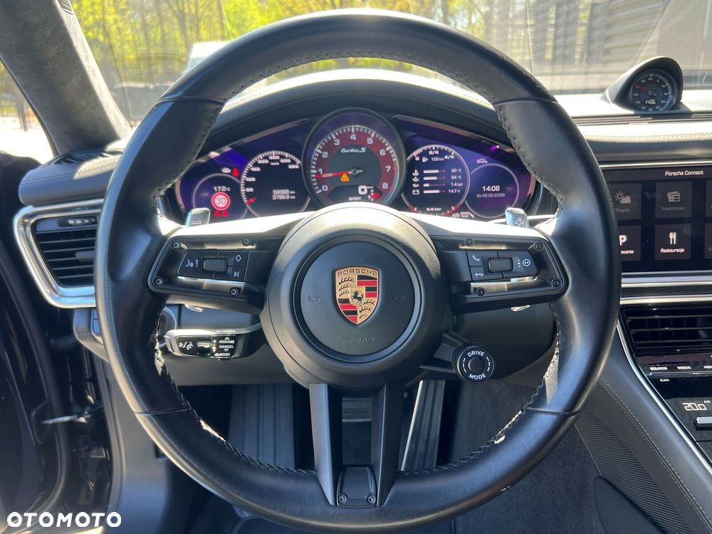 Porsche Panamera - 16