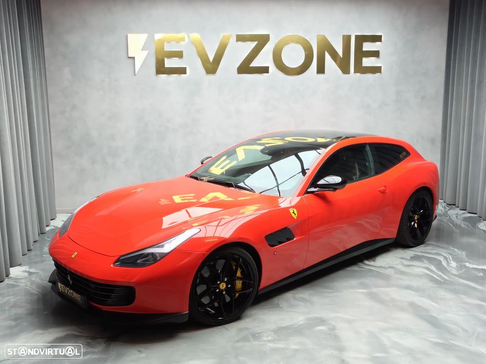 Ferrari GTC4 Lusso T - 1