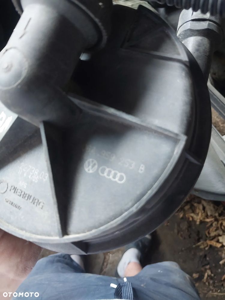 Pompa powietrza wtórnego 06A 959 253 B recyrkulacji EGR PIERBURG ORYGINAŁ AUDI A3 A4 B5 B6 B7 A8 A6 C5 C6 Seat Altea Alhambra Ibiza Leon Toledo Skoda Fabia Octavia Superb Volkswagen Caddy Golf 5 6 New Beetle Passat B5 B6 B7 Polo Sharan Touareg Touran Transporter 1.6 1.8 1.8T 2.0 2.4 2.8 3.0 BENZYNA 06A959253B - 10
