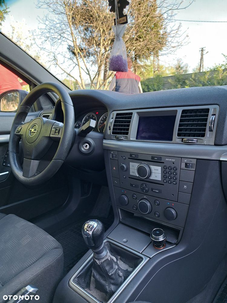 Opel Vectra GTS 1.9 CDTI DPF - 10