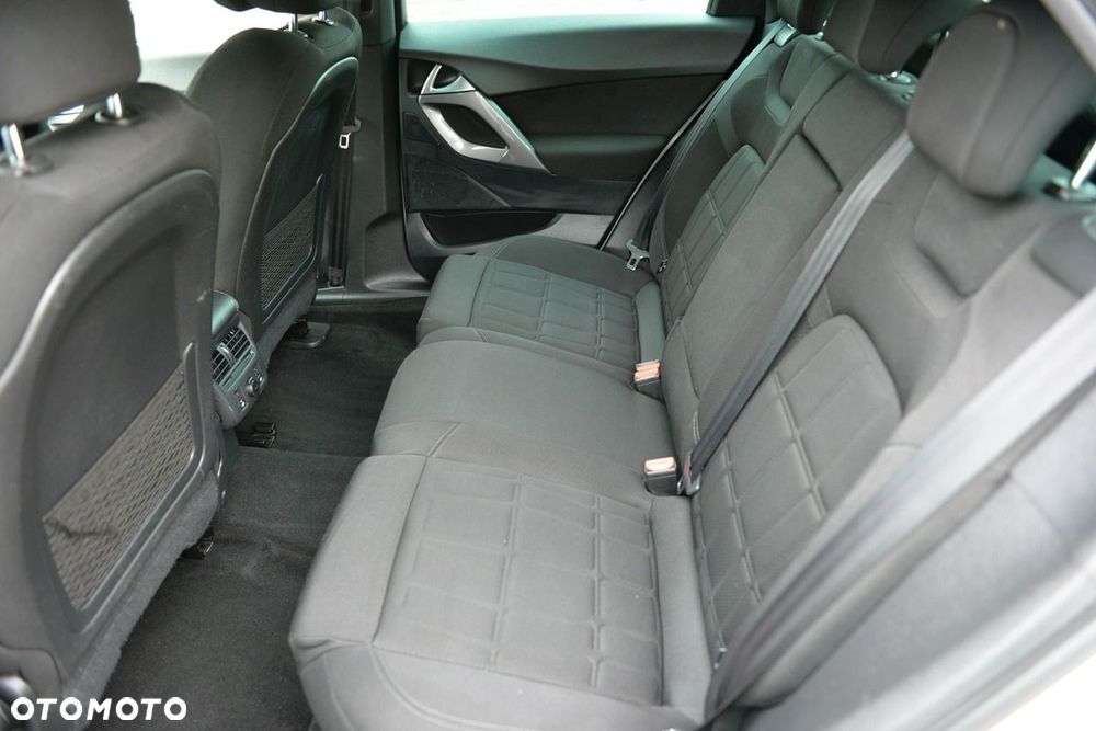 Citroën DS5 HDi 165 Chic - 10