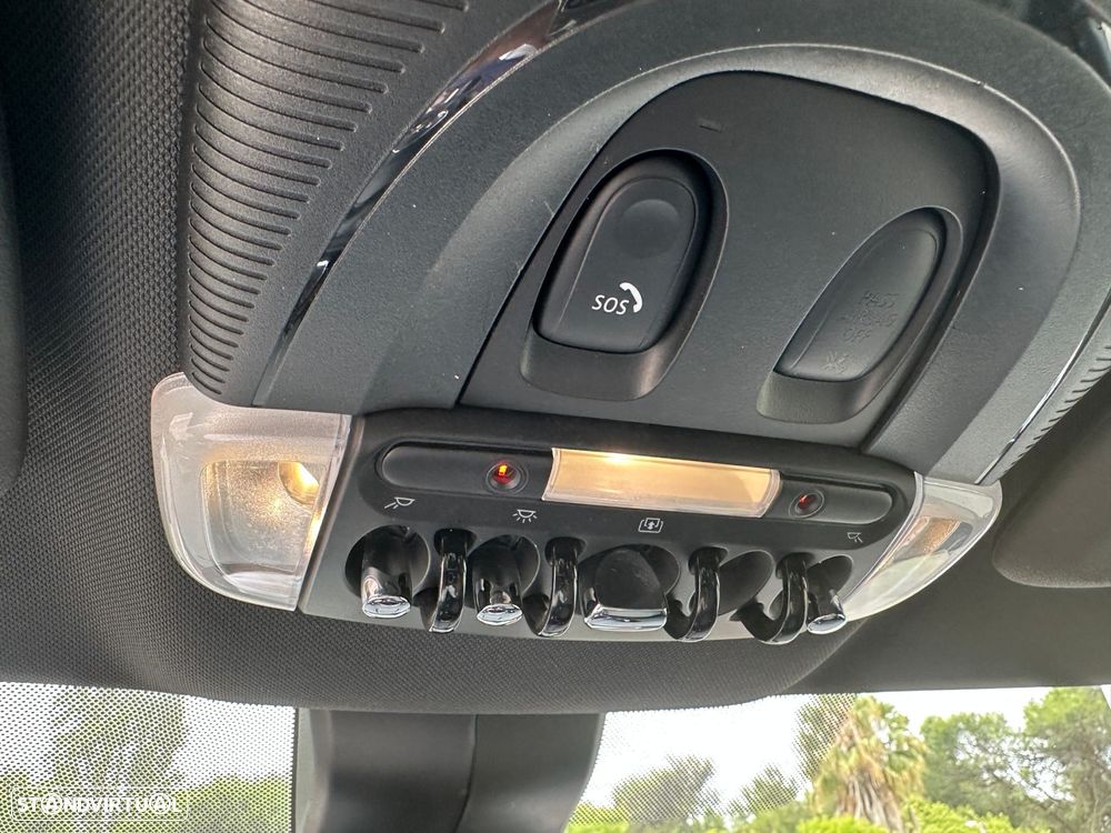 MINI Countryman Cooper SE ALL4 Auto - 29