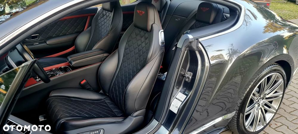 Bentley Continental GT - 22
