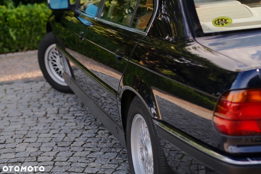 BMW Seria 7 740iL - 14
