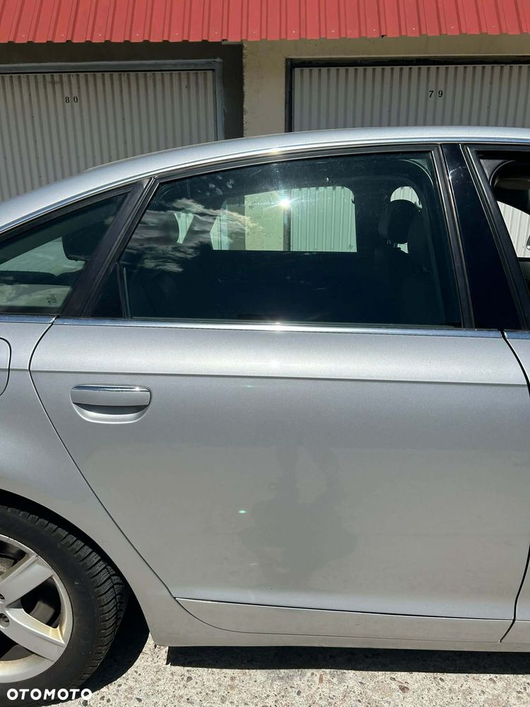 Audi A6 Limousine 2.4 - 6