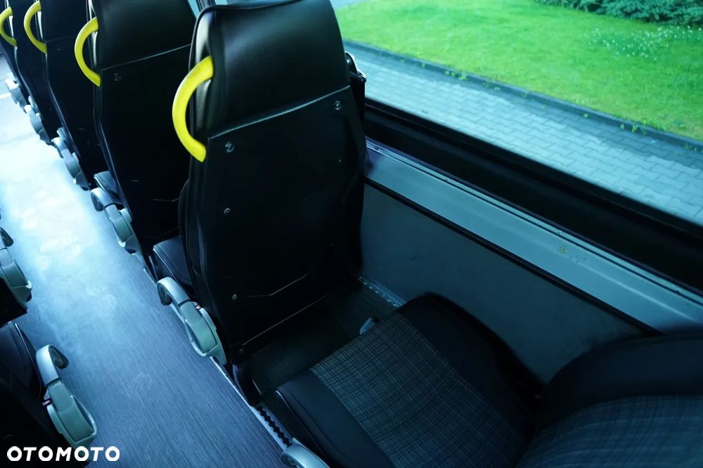 Mercedes-Benz SPRINTER 516 CDI / 2x  KLIMA / SPROWADZONY / - 31