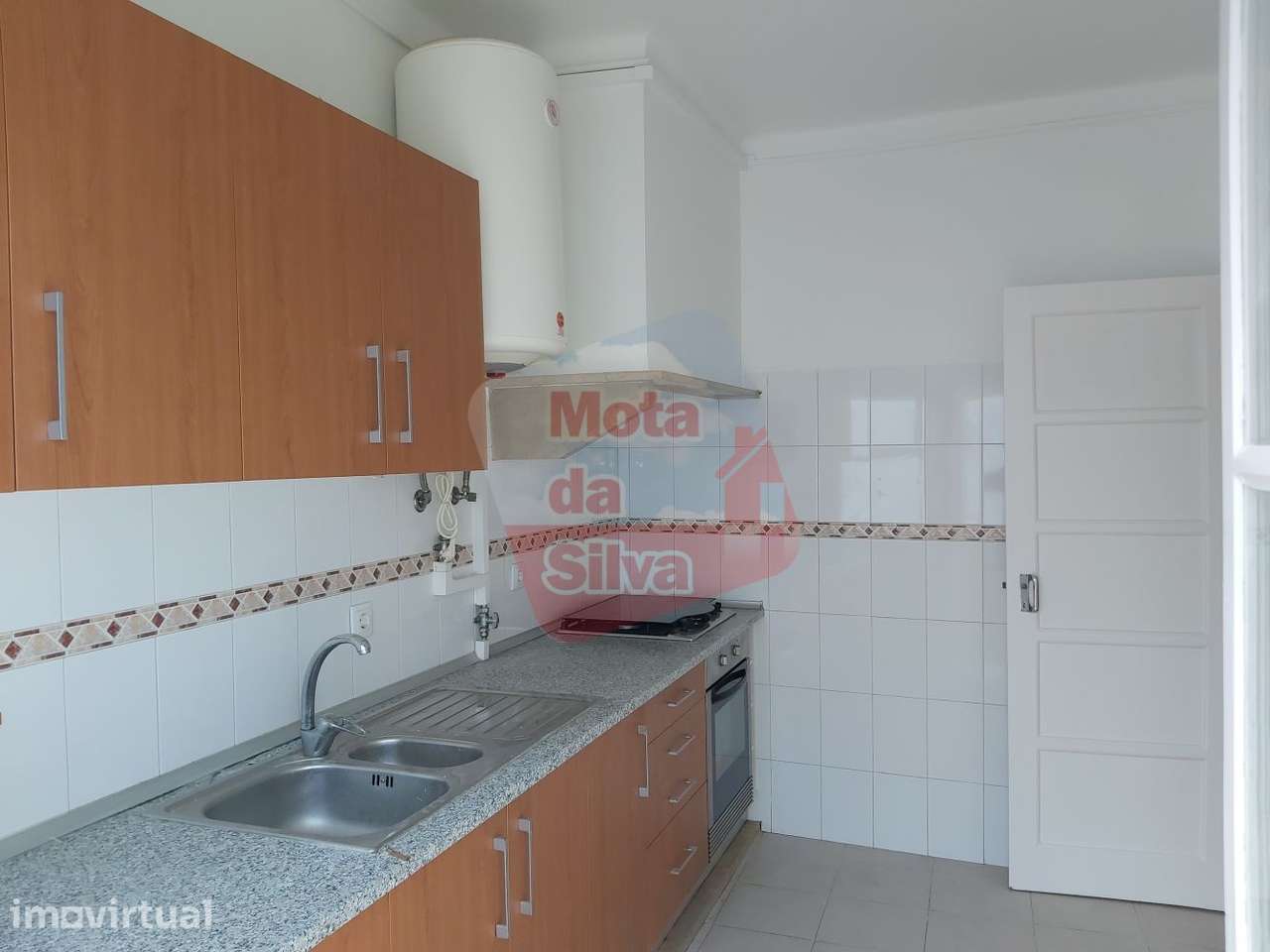 Excelente Apartamento T2 na Torre da Marinha | Seixal - Grande imagem: 2/12