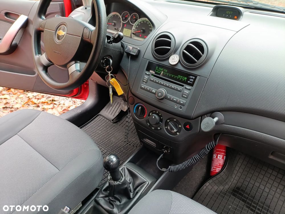 Chevrolet Aveo - 22