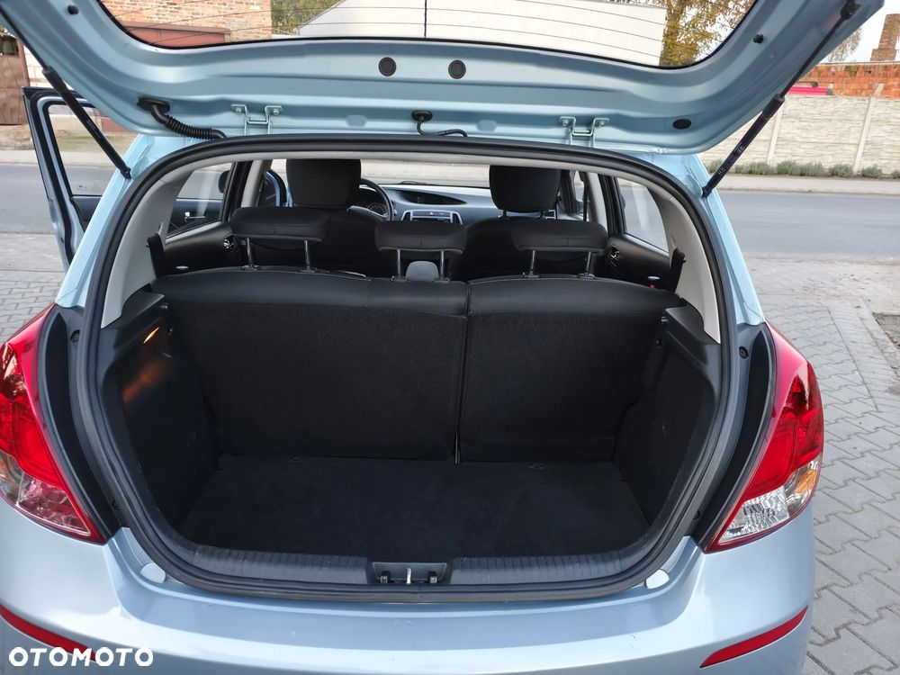 Hyundai i20 1.25 Classic + - 28