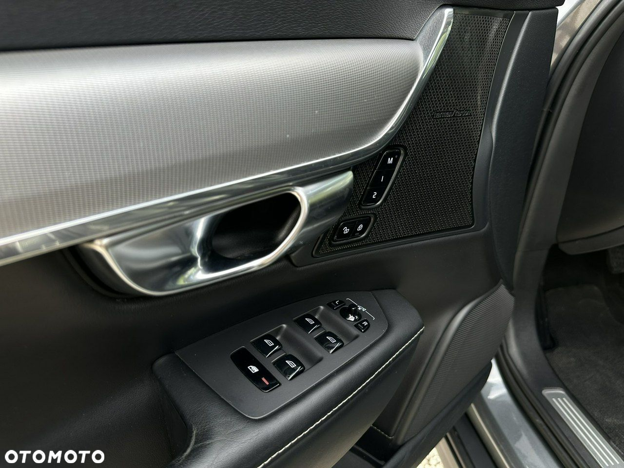 Volvo V90 Cross Country D5 SCR AWD Pro - 23