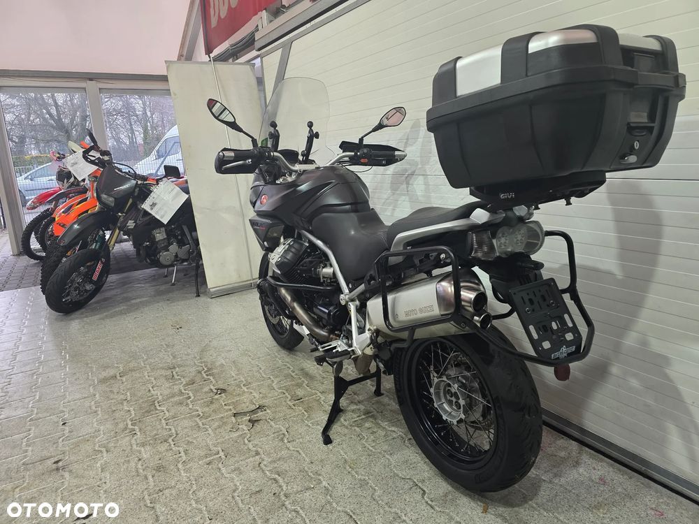 Moto Guzzi Stelvio - 3