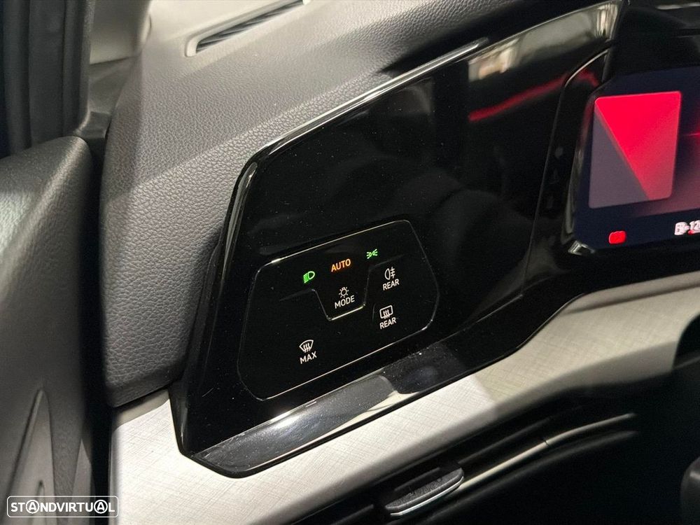 VW Golf 1.0 TSI Life - 16