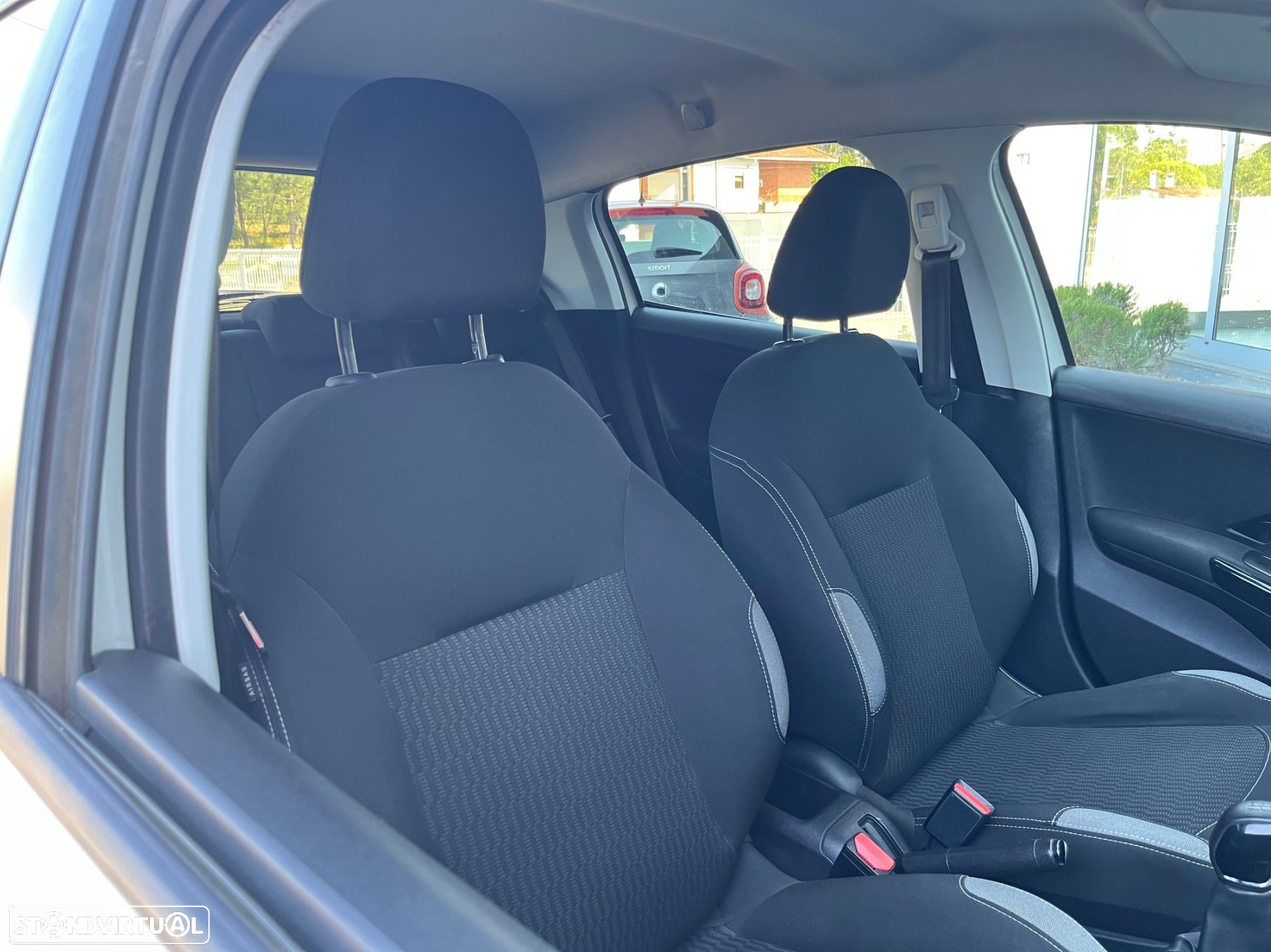 Peugeot 208 1.2 PureTech Active - 20