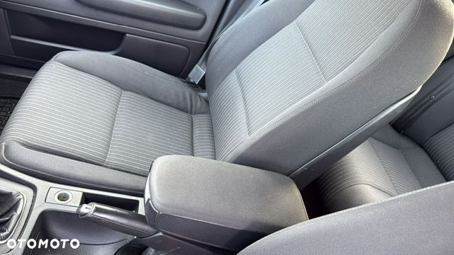 Audi A4 Avant 2.0 TDI - 21