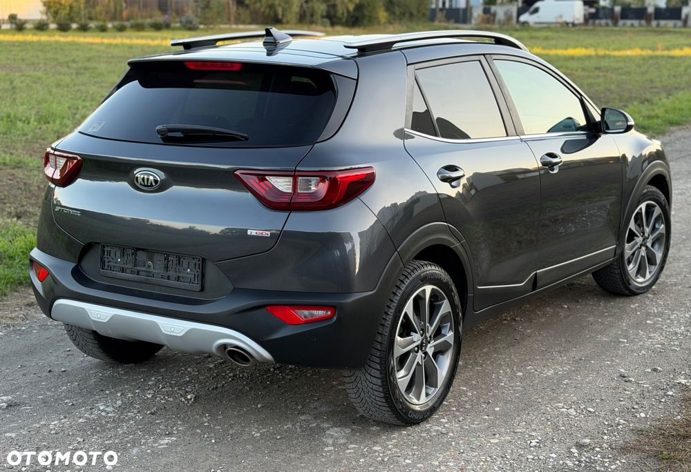 Kia Stonic - 18