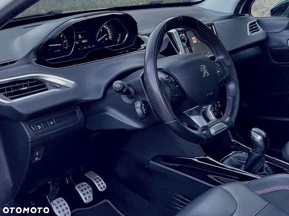 Peugeot 2008 PureTech 110 Stop&Start GT-Line Edition - 20