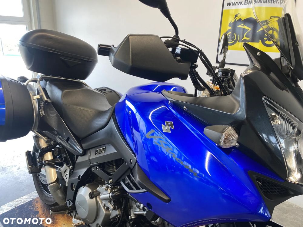 Suzuki V-STROM - 26
