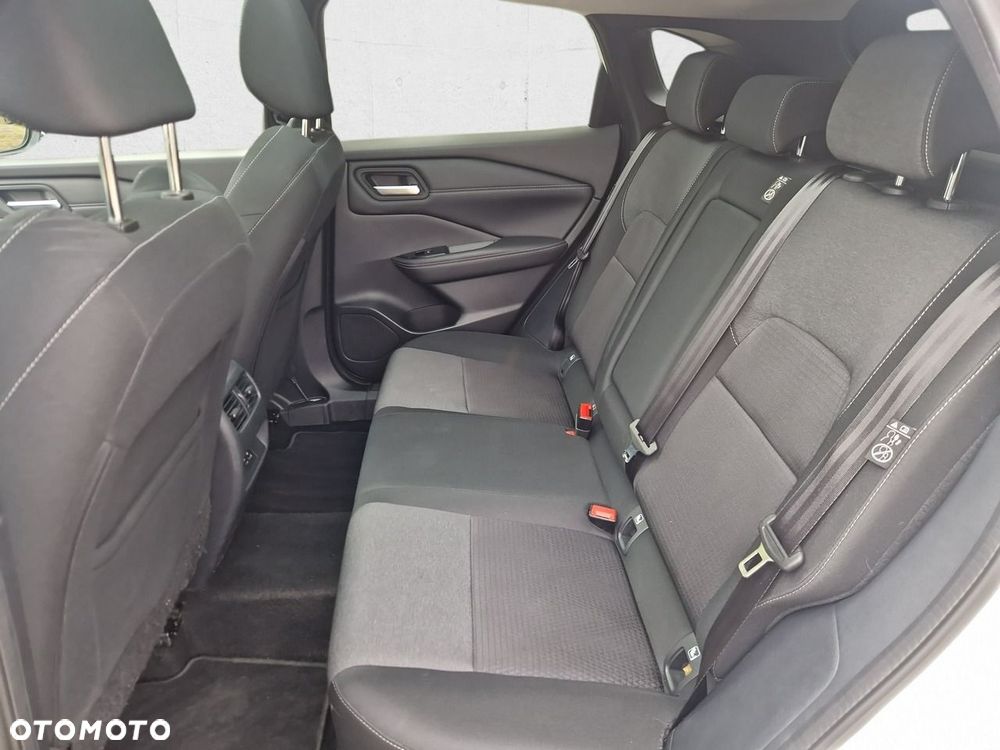Nissan Qashqai - 23