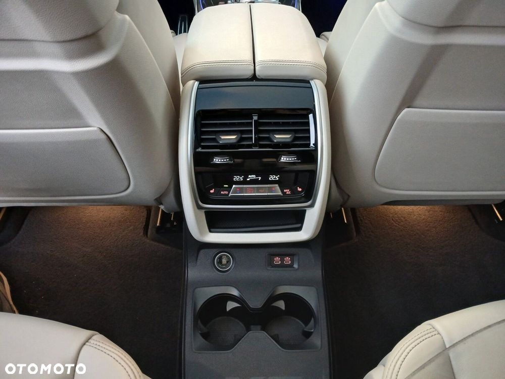 BMW X7 xDrive30d sport - 31