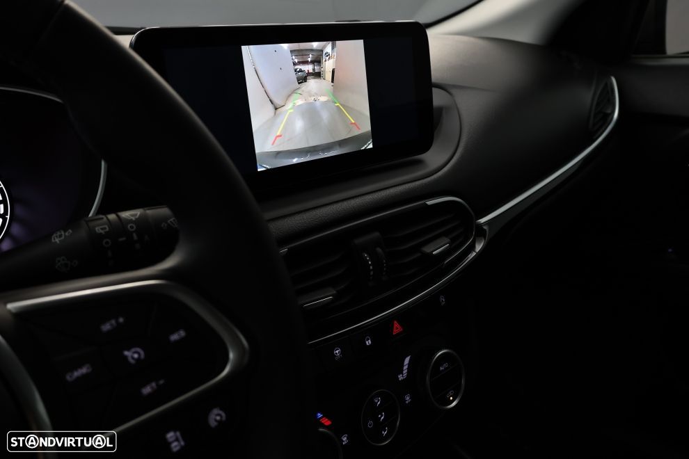 Fiat Tipo Cross 1.3 Multijet - 15