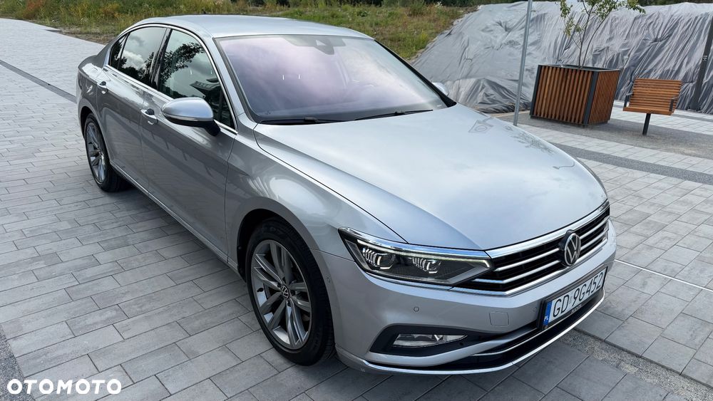 Volkswagen Passat 2021 photo 2