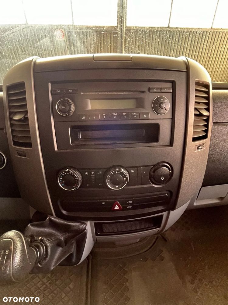 Mercedes-Benz Sprinter - 8