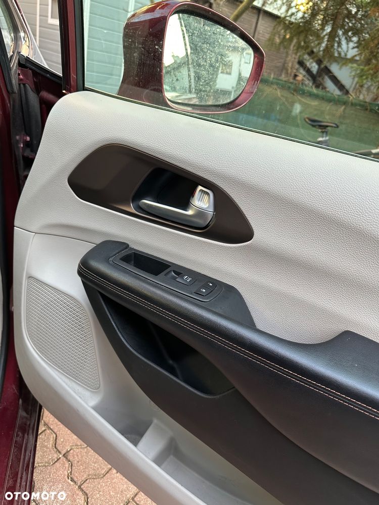 Chrysler Pacifica - 19