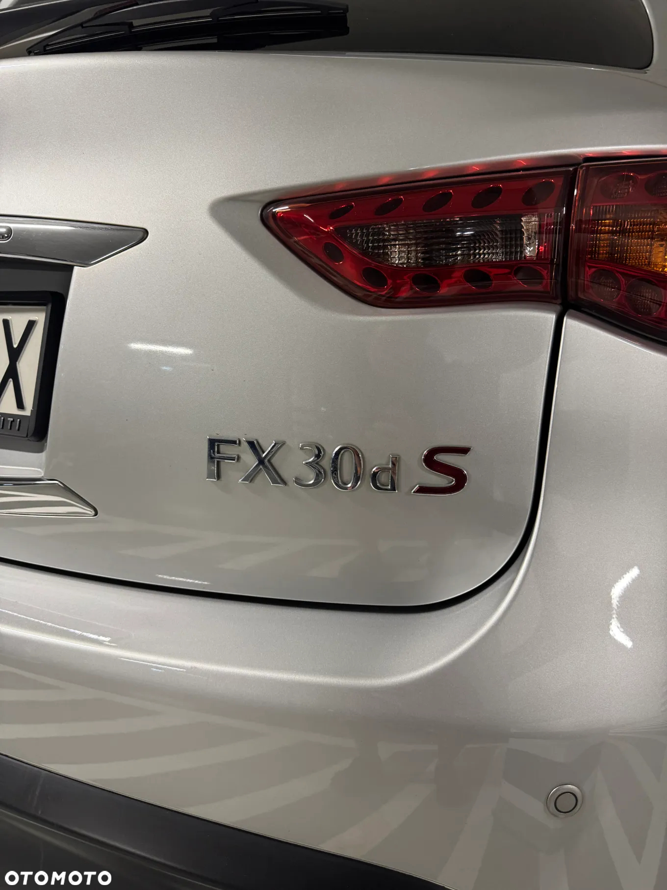 Infiniti FX FX30d S - 29