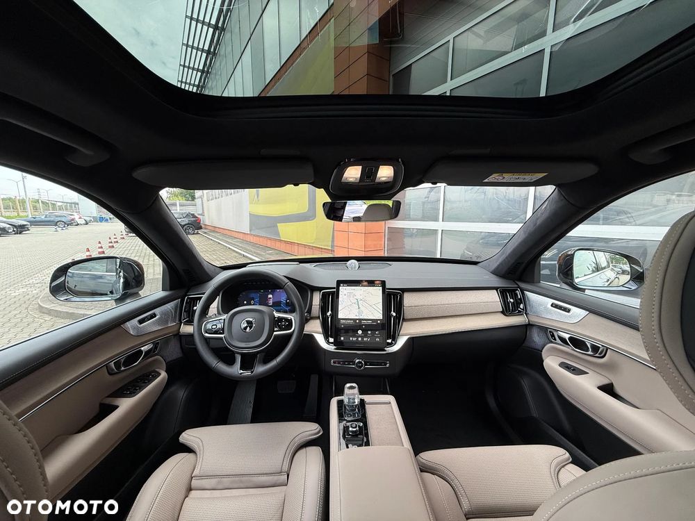 Volvo XC 90 T8 AWD Plug-In Hybrid Ultra Bright 7os - 8