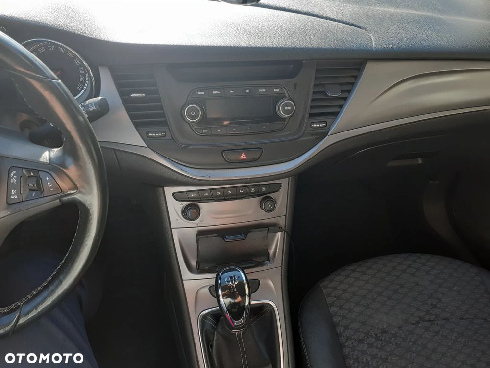 Opel Astra 1.4 Essentia - 13