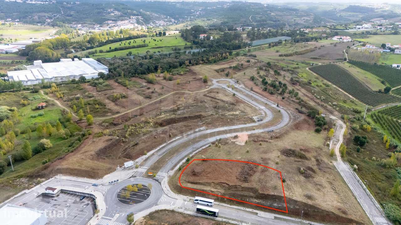 Nova Alcobaça- Lote de terreno para construção de prédio - Grande imagem: 2/6