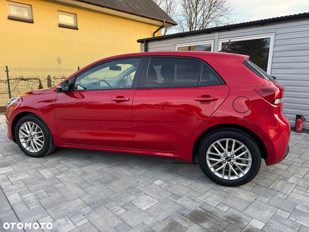 Kia Rio 1.2 Dream Team Edition - 12