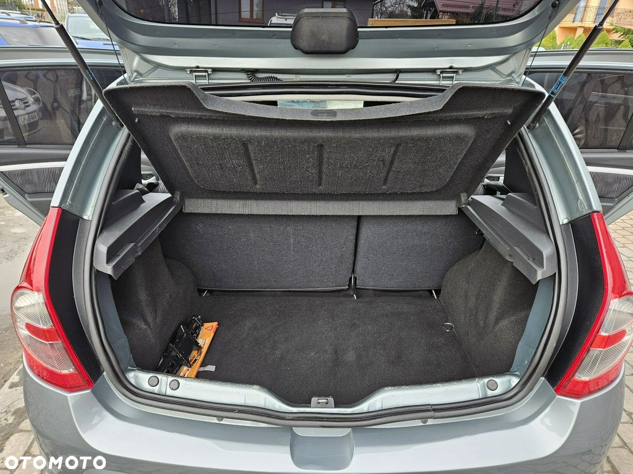 Dacia Sandero - 14