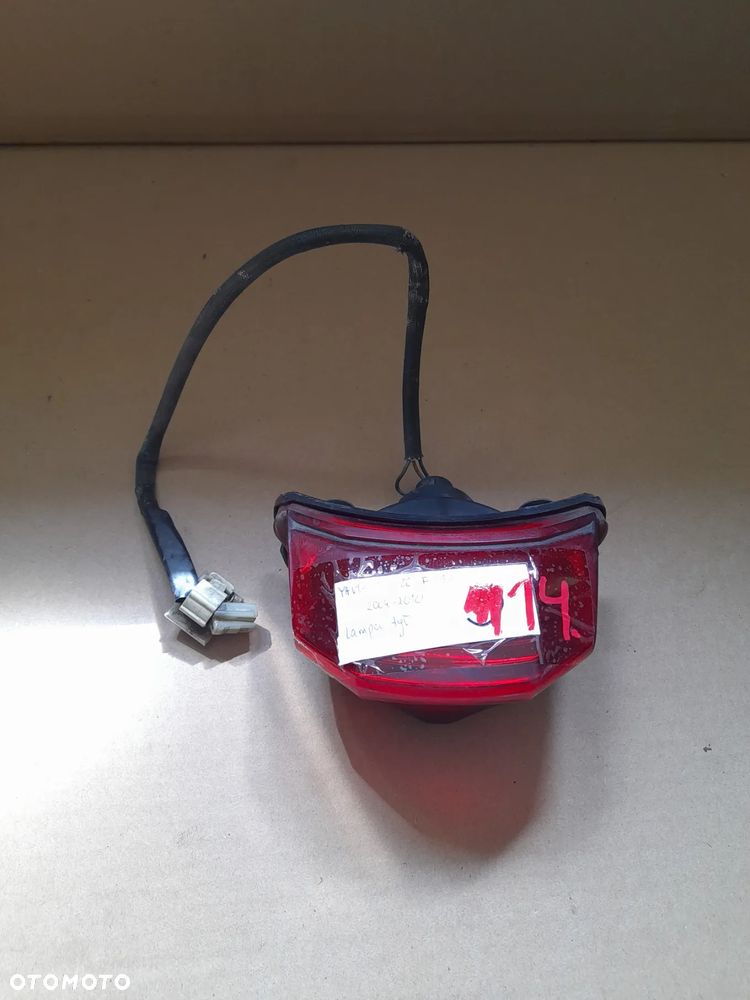 yamaha fz6 fazer 2004-2010 Lampa tył - 1
