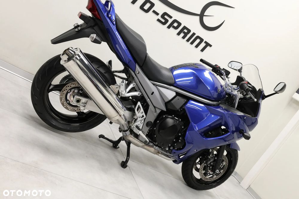 Suzuki GSX - 10
