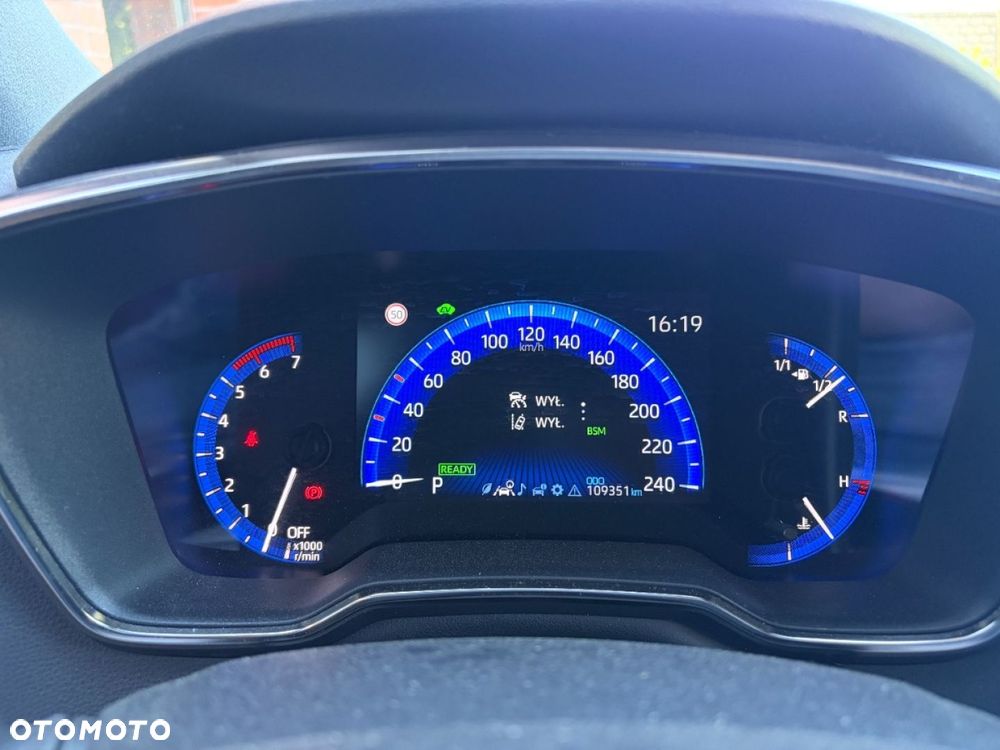 Toyota Corolla - 13