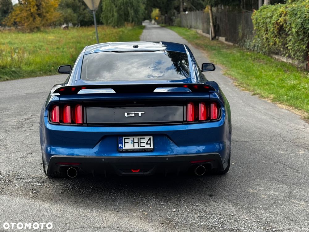 Ford Mustang 5.0 V8 GT - 14