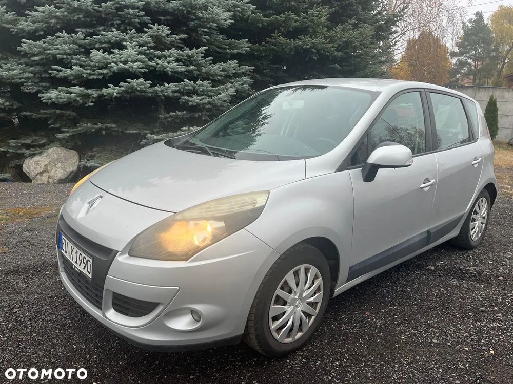 Renault Scenic - 1