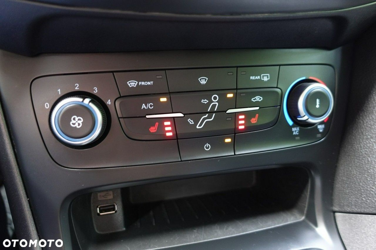 Ford Focus - 15