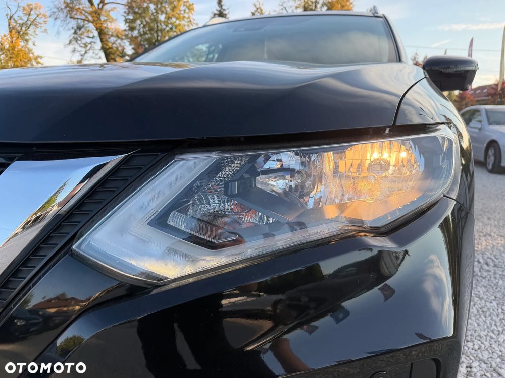 Nissan X-Trail 1.6 DIG-T N-Connecta 2WD 7os - 35