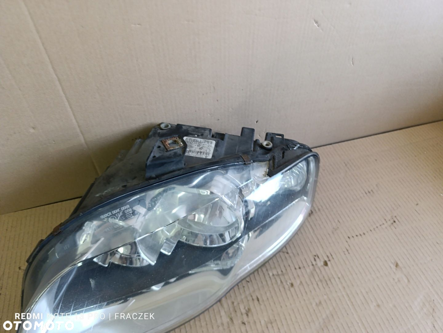 REFLEKTOR PRAWY LAMPA PRAWY LUB LEWY PRZÓD AUDI A4 B7 8E0941004BK - 13