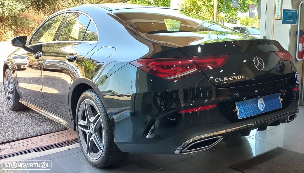 Mercedes-Benz CLA 250 e AMG Line - 3
