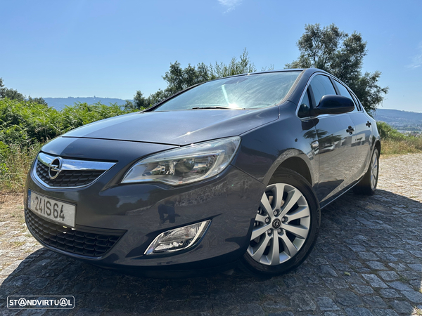 Opel Astra 1.7 CDTi Cosmo