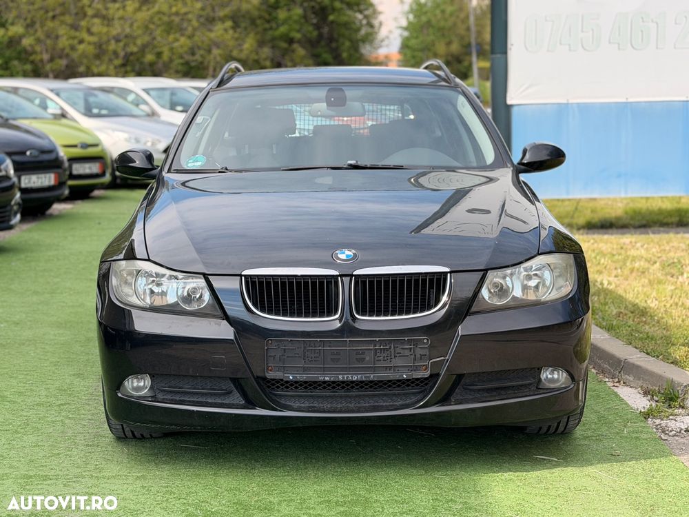 BMW Seria 3 320i - 2