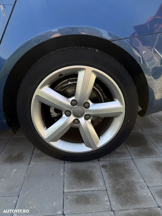 Audi A3 Sportback 1.8 TFSI Ambition - 4