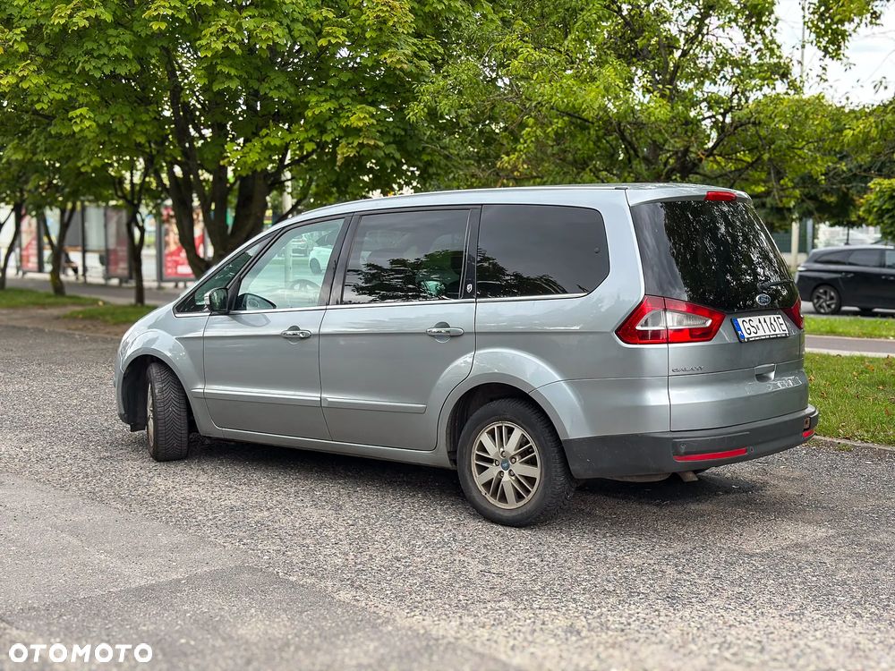 Ford Galaxy 2.0 TDCi Ghia - 4