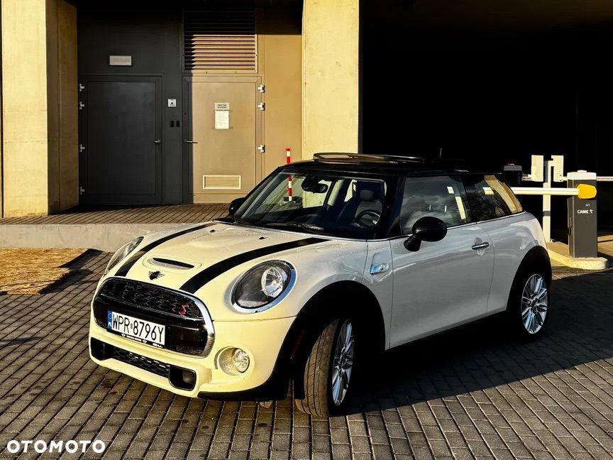 MINI Cooper S - 1