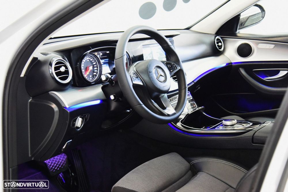 Mercedes-Benz E 220 d Avantgarde - 17