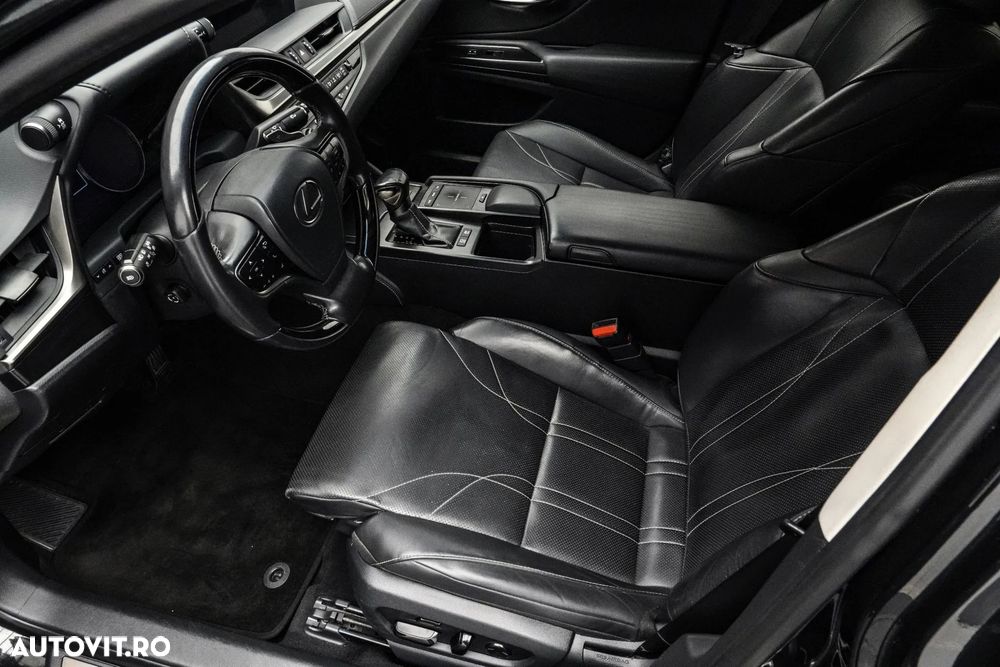 LEXUS ES 2020 — imagine 12