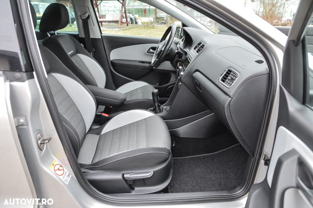 Volkswagen Polo 1.4 FSI Sportline - 22